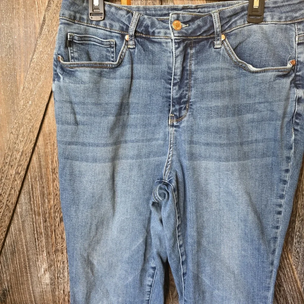 Judy Blue Jeans Women's Size 16 W Medium Wash Skinny Fit Stretch 28